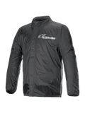 Alpinestars Hurricane Rain V2 Jacket, motorregenjas, zwart, voorzien van wit Alpinestars-logo op de borst, hoge kraag, ritssluiting aan de voorzijde met stormflap, elastische manchetten en zoom, waterdicht gelamineerd textiel