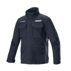 Alpinestars MO.ST.EQ Field Waterproof Primaloft Jacket, zwart, urban motorjas, field jacket-stijl, vier voorzakken met flappen, hoge kraag met trekkoorden, duurzame ripstop-constructie met logopatches