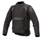 Alpinestars Halo Drystar® motorjas, zwarte adventure motorjas, hightech kraag, dubbele borstritsen, grote voorflap met subtiele Astars-branding, versterkte schouders en ellebogen, waterdichte multi-season touringuitrusting