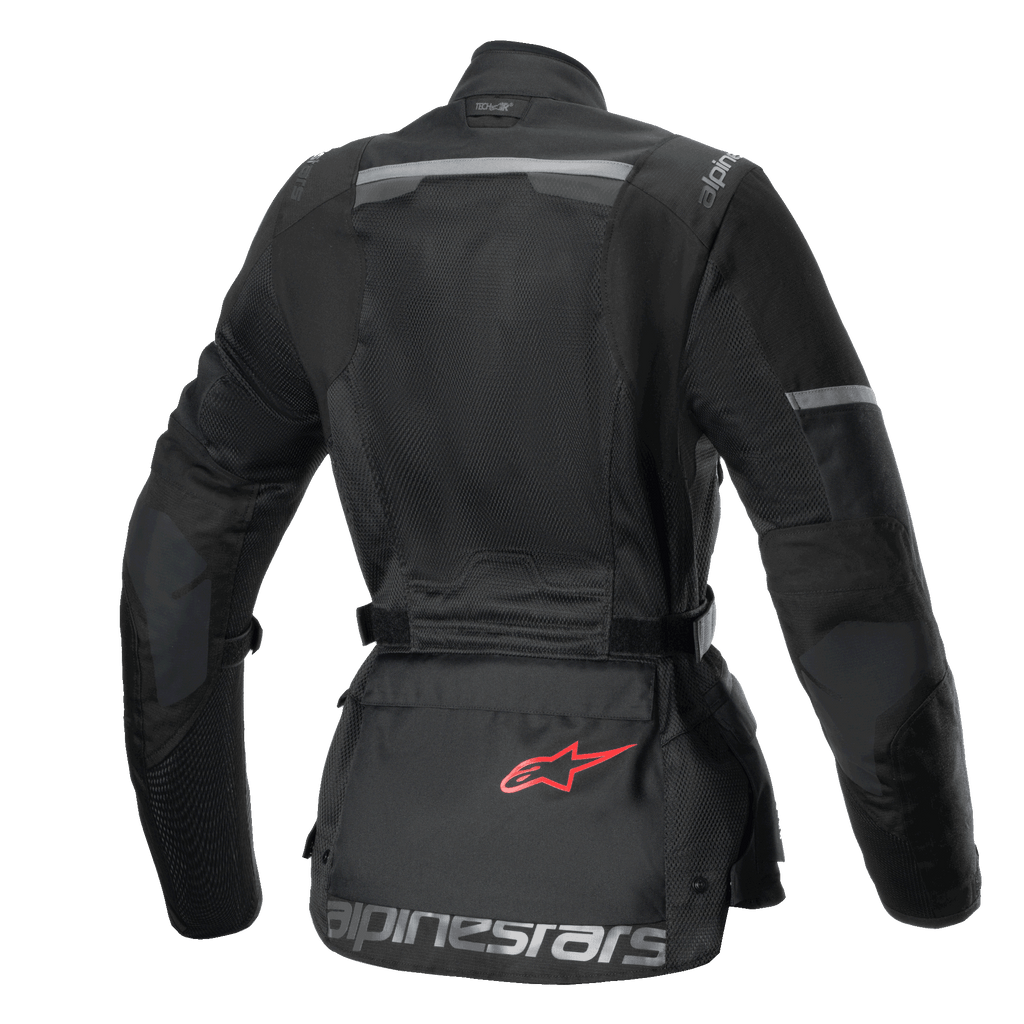 Alpinestars Stella Andes Air Drystar jas, dames touring motorjas, achteraanzicht, zwart, voorzien van uitgebreide mesh-panelen, ripstop-verstevigingen en een opbergzak op de onderrug met een rood logo
