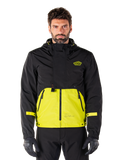 Alpinestars Mootant Waterproof Parka, motorjas voor touring, Lime Punch en zwart, tweekleurig ontwerp met capuchon, felgele onderkant en zwart bovenstuk, gele mouwbandjes, logo op de borst, technische modulaire stijl