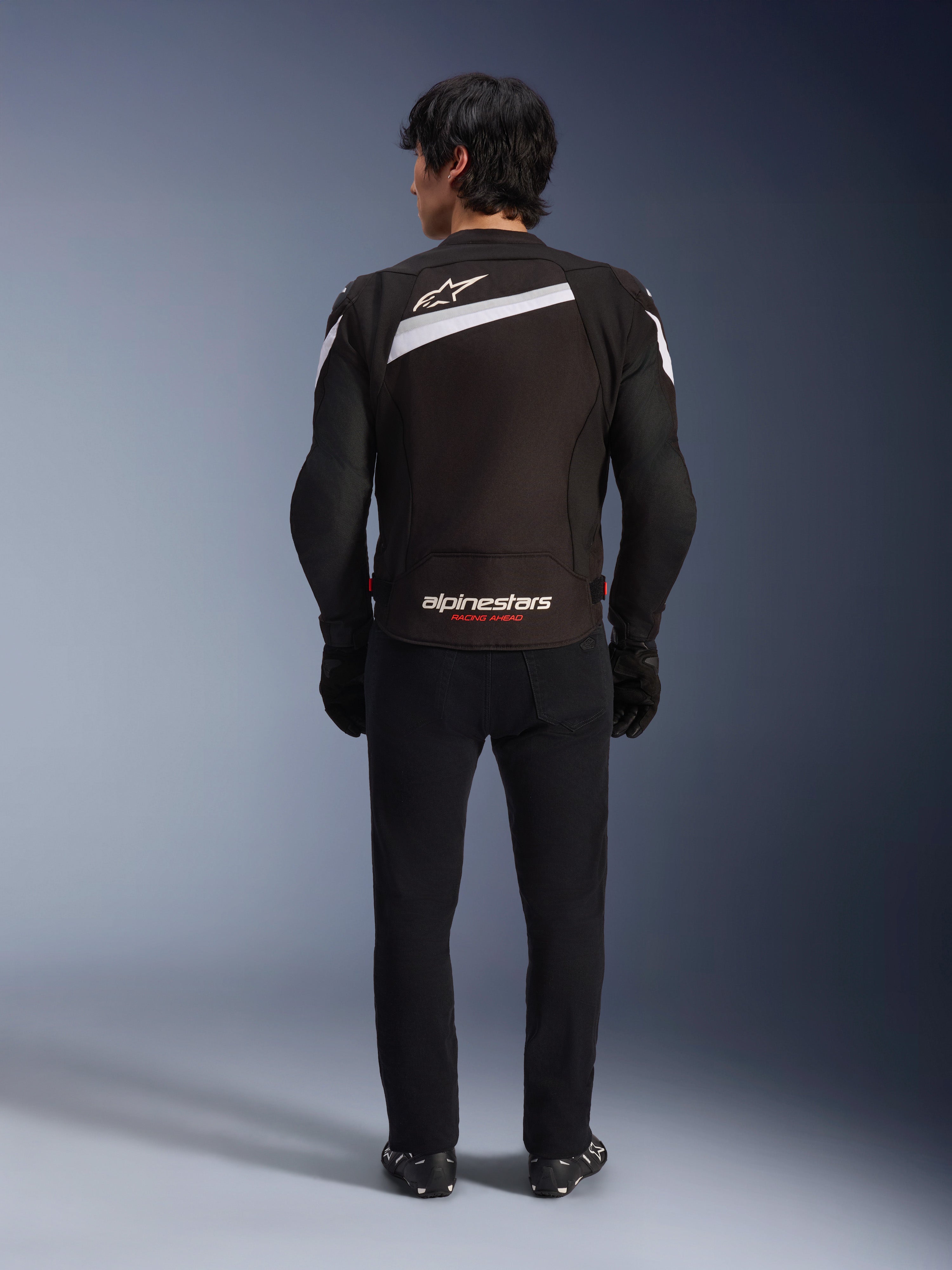 T-GP Plus R V4 - Zwart Jas Motorcycle | Alpinestars®