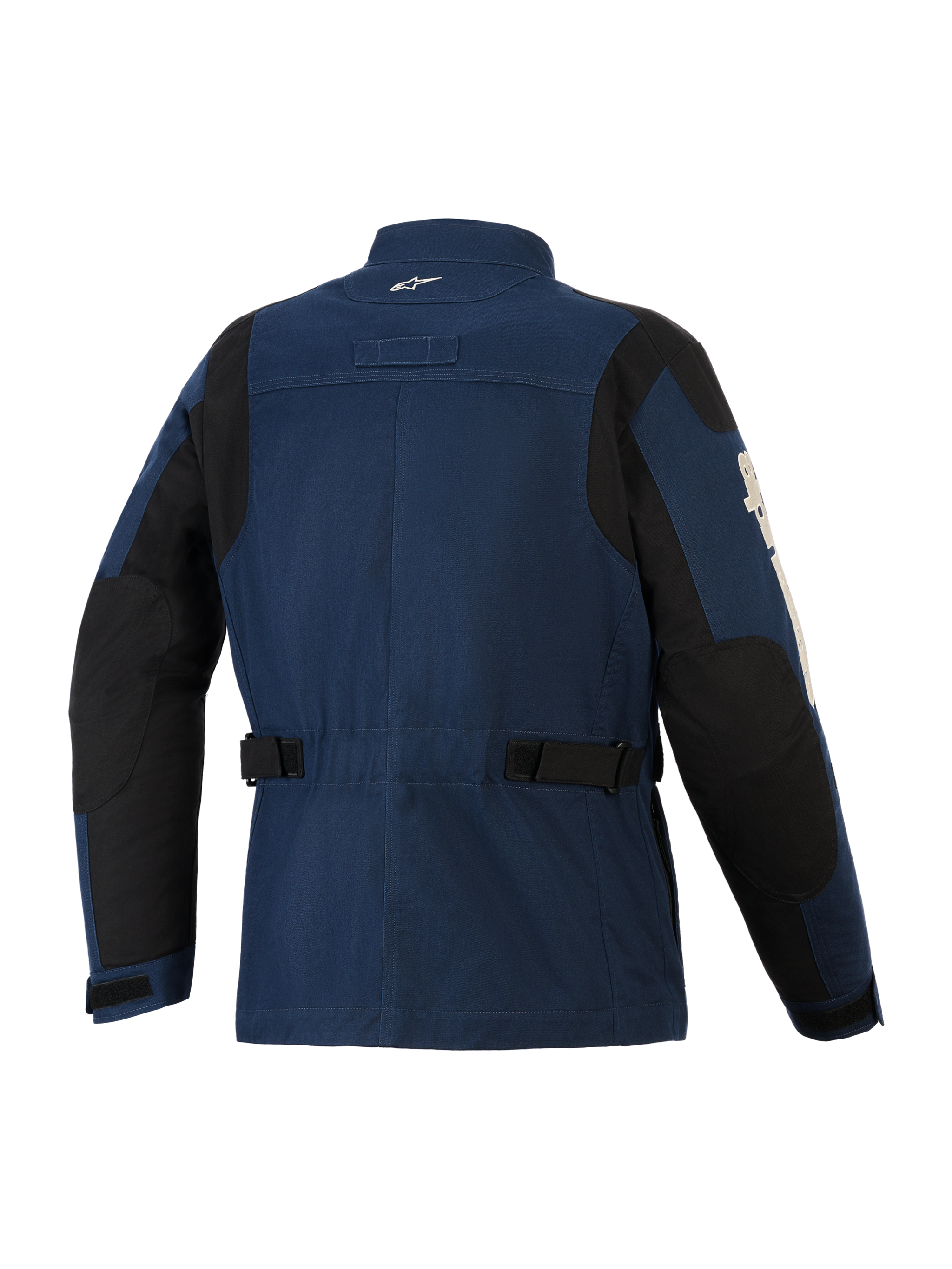 Alpinestars Dice Jacket, urban motorjas, donkerblauw en zwart, achteraanzicht met veldjas-styling, verstelbare taillebanden, zwarte schouder- en elleboogversterkingspanelen, en een klein wit logo op de kraag.