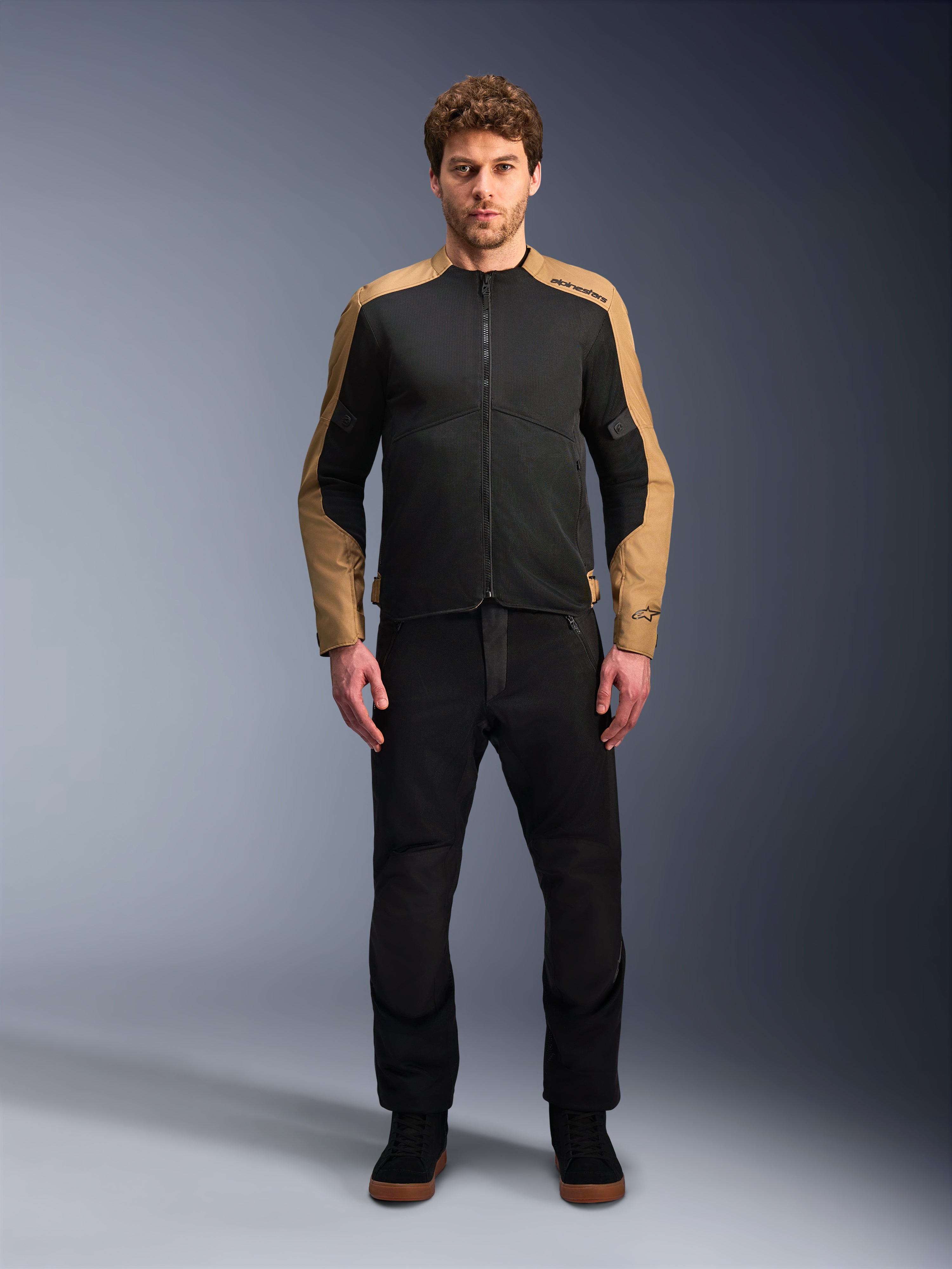 Alpinestars C-1 Air jas, urban heren-motorjas in zwart en zand, ademende tech mesh-panelen, CE-gecertificeerd Class A.