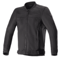 Alpinestars Luc V2 Air Jacket, zwarte motorjas, bomberstijl met ritssluiting en geribbelde kraag, verstelbare taillebandjes, meshpanelen voor ventilatie, subtiele logo-details op de borst en mouw, duurzame textielstof voor stedelijk gebruik