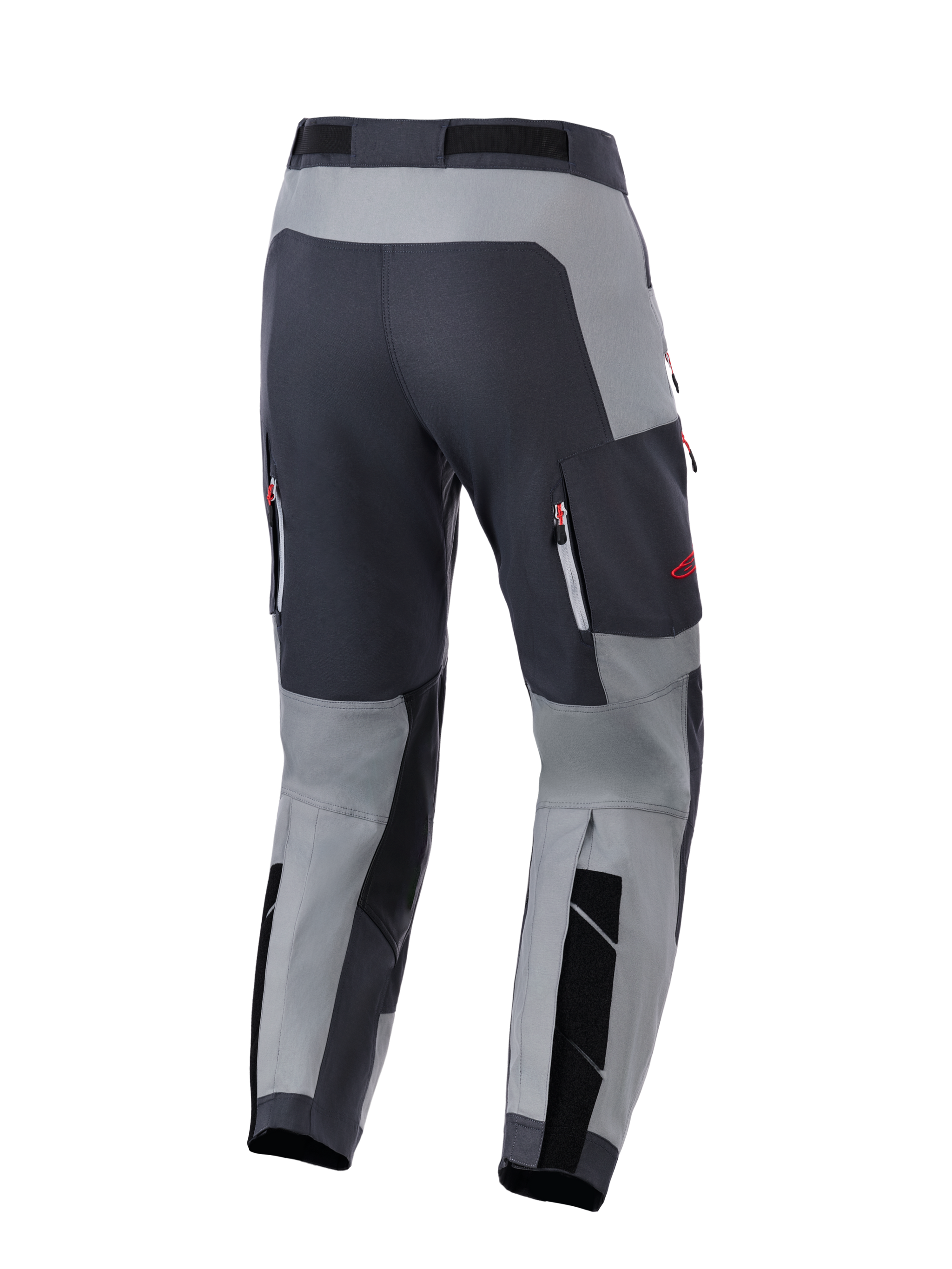 Alpinestars Maxdura Dual Pants, adventure motorbroek, donkergrijs en diepgrijs, achteraanzicht met versterkt zitvlak en ventilatiezakken met rits en rode accenten, ontworpen voor dual-sport prestaties.