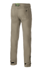 Alpinestars Stratos Regular Fit Tech Riding Pants, Military Green, achteraanzicht met twee achterzakken en een neongroene logopatch op de tailleband, toelopende pijpen met verstelbare enkelbanden, casual street-style motorbroek