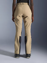 Alpinestars Stella Flex-AST Explorer broek, motorbroek voor dames, zandkleur en zwart, achteraanzicht met stretch ripstop-constructie, elastische tailleband en versterkte zitpanelen, adventure touring-uitrusting