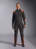 Alpinestars KMX-5 V3 Pak, eendelig herenkartpak, zwart en fluo oranje, FIA 8877-2022 Grade 1 gecertificeerd.