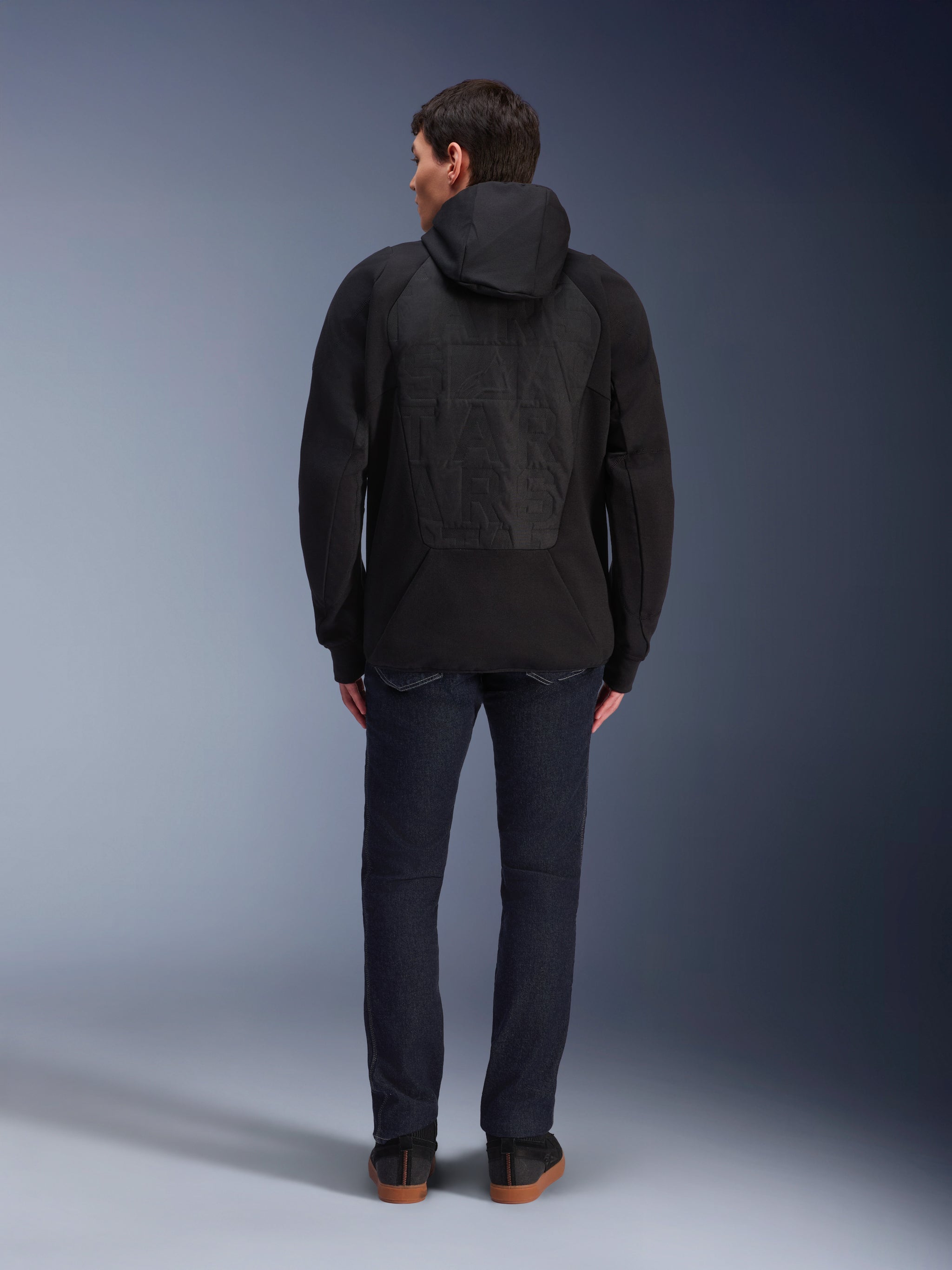 Mo.St.Eq Hybride Jas Met Capuchon