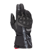 Alpinestars WT-4 Gore-Tex geïsoleerde handschoen, zwarte motorhandschoen, harde knokkelbescherming, constructie van leer en textiel, GORE-TEX waterdichte technologie, zilveren Alpinestars-logo en woordmerk op de manchet, rood accent bij de pols, winter motorhandschoen