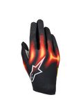Alpinestars Sim Gloves Graphic 3, sim-racehandschoenen, zwart met felrode en warm gele vlammenprint, wit ster-logo, geperforeerde vingers voor ventilatie, lichtgewicht en flexibele constructie voor virtueel racen