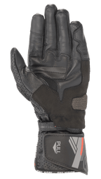 Alpinestars SP-8 V3 lederen handschoen, zwart, binnenzijde van de handpalm met versterkte grippanelen en geperforeerde duim, verstelbare manchet met rode en grijze graphics en 'PULL'-tab, sportieve motorrijuitrusting