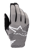 Alpinestars 2025 Radar Pro handschoenen, motorcross handschoenen, grijs met zwarte en witte accenten, voorzien van een ademende 4-way stretch mesh handrug, wit sterlogo, zwart diagonaal gestreept ontwerp, minimalistische performance racing-stijl