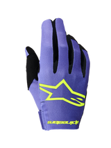 Alpinestars 2026 Radar handschoenen, motorcrosshandschoenen, paars en fluogeel, bovenaanzicht met een opvallend geel Alpinestars sterlogo, zwarte vingerinzetten, lichtgewicht stretch textielconstructie voor off-road racen