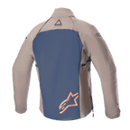 Alpinestars Techdura Jas, achteraanzicht, Falcon Brown en Night Navy, voorzien van een donkerblauw rugpaneel met een groot oranje ster-logo, bruine textielen mouwen en schouders, duurzame stretch polyamide constructie voor enduro- en off-road rijden