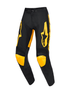 Alpinestars 2026 Racer Riway broek, motorcrossbroek, geel en zwart, met opvallende gele logo's op de dijbenen en gele kniepanelen, ergonomisch voorgevormd ontwerp, duurzame polyfabric constructie voor professioneel off-road racen