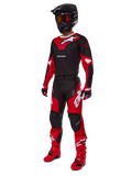 Alpinestars 2025 Racer Veil Gear Set, complete motorcross race-outfit in zwart en rood met witte accenten, met een bijpassende jersey, broek, helm, crossbril, handschoenen en laarzen, ontworpen voor off-road prestaties