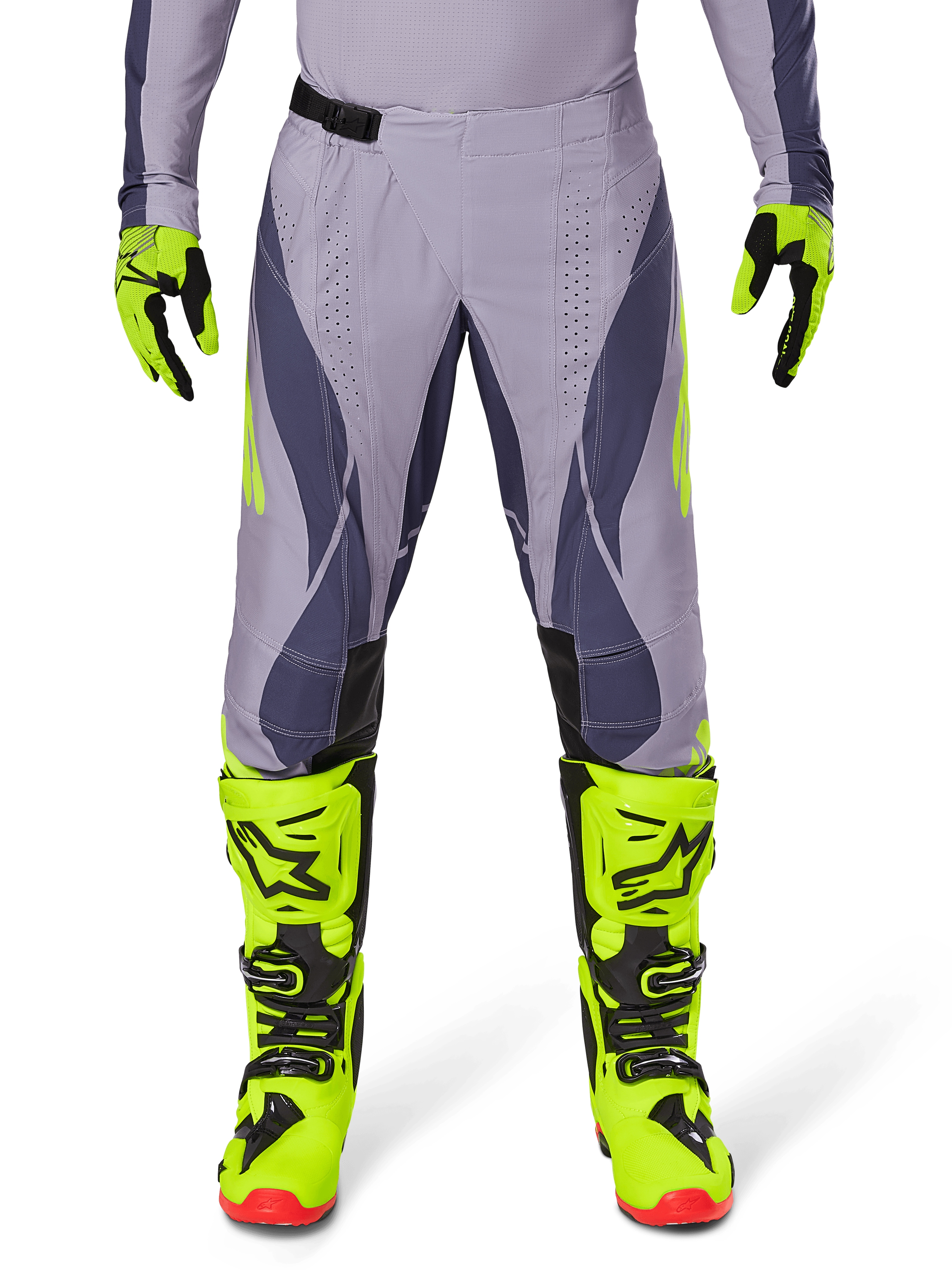 Alpinestars 2025 Techstar Dreem broek, motocross broek, lichtgrijs en donkergrijs met neongele accenten, gecombineerd met neongele laarzen en handschoenen, lasergesneden ventilatie, zwarte gespen, rode zolen op de laarzen, professionele motocross-uitrusting