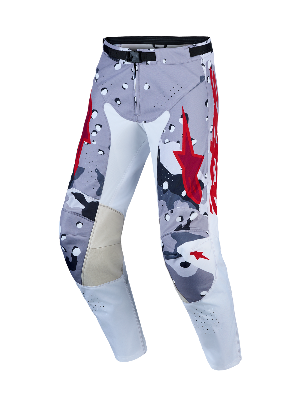 Alpinestars Racer Air Lone broek, heren motorcrossbroek in grijs camo en rood, van geperforeerde stof met leren binnenkniepanelen.