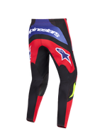Alpinestars 2026 Fluid Grid broek, motorcrossbroek, rood, zwart en paars, achteraanzicht met opvallende Alpinestars-branding op het achterpand en de dijen, versterkte zwarte kniepanelen en ergonomisch sport-fit ontwerp voor off-road rijden