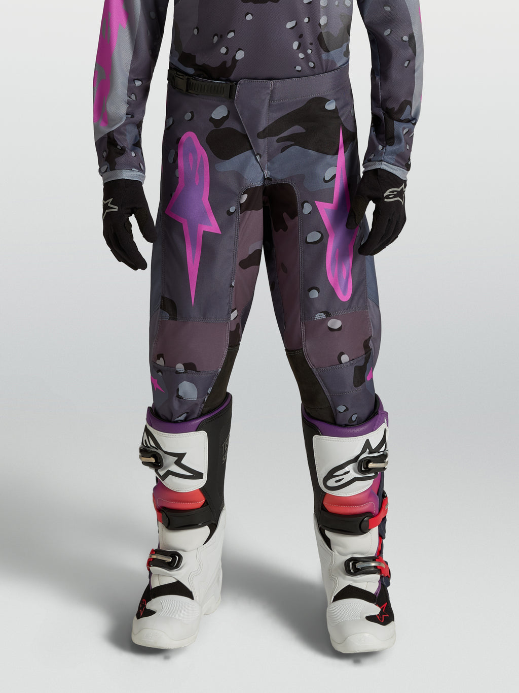 Alpinestars Jeugd Fluid Lone broek, motorcrossbroek in grijs camouflage en paars, duurzame 600D polystof voor off-road.