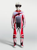 Alpinestars Techstar Maven uitrustingsset, motorcrossracingoutfit voor heren, rood en wit, atletische racepasvorm.