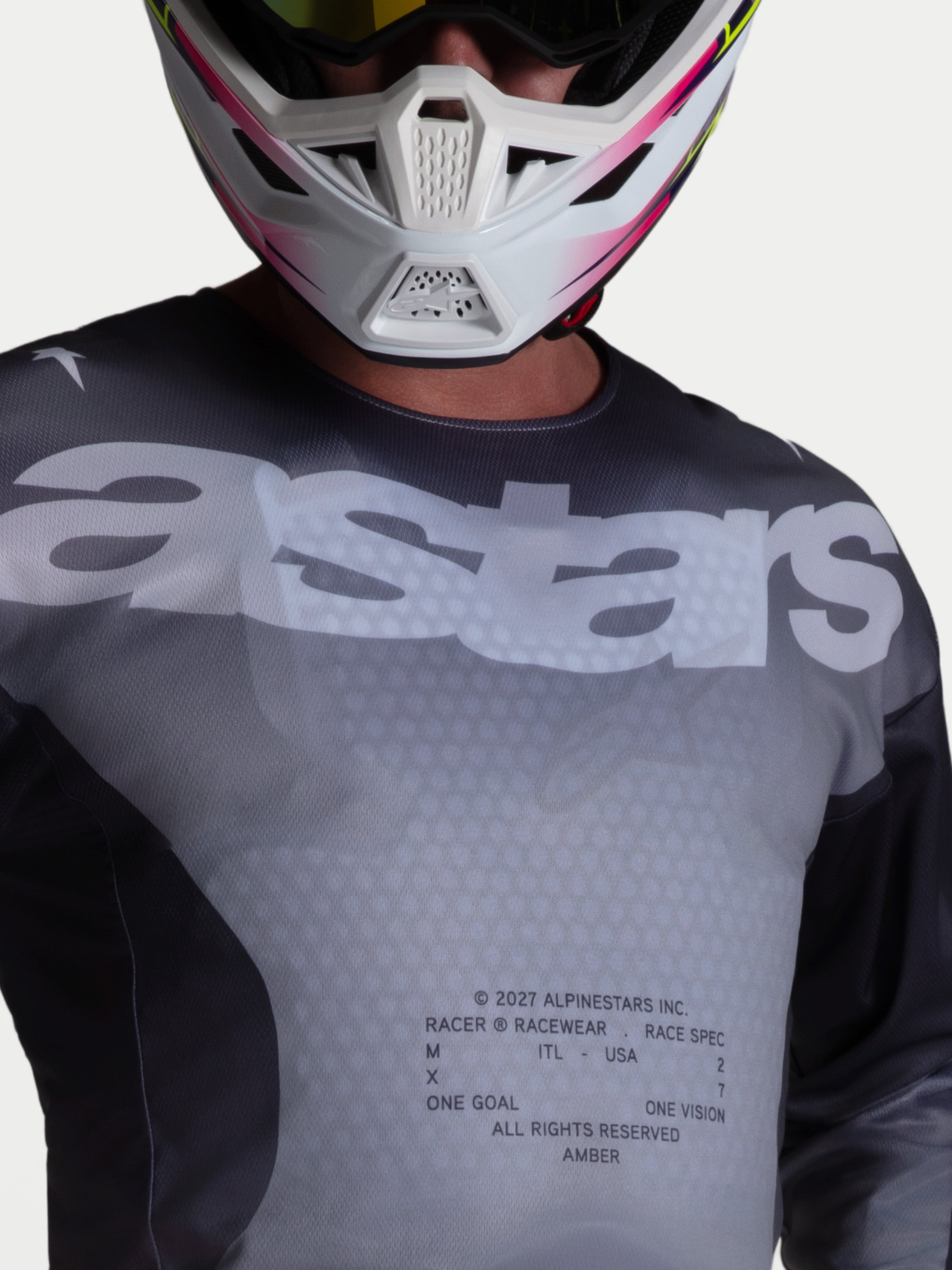 Alpinestars Racer Amber jersey, heren motorcrossjersey in grijs en zwart, ademend polyfabric met stretch meshpanelen.