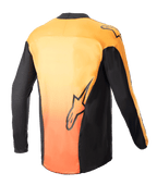 Alpinestars 2023 Techstar Sein Jersey, motorcross shirt, zwart en feloranje, achteraanzicht met levendig oranje gradiënt op de rug, zwarte zijpanelen en mouwen, voorzien van Alpinestars logo-graphics op de onderrug en schouder