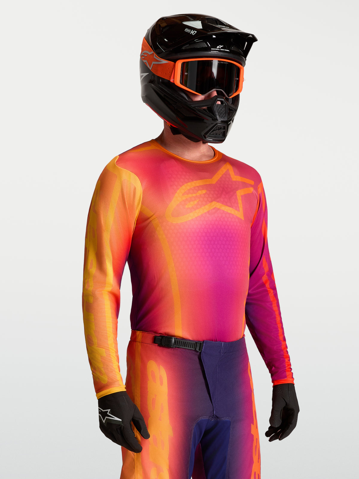 Alpinestars Fluid Kepler jersey, herenmotocrossjersey, paars en oranje, vochtafvoerende polyfabric-constructie.