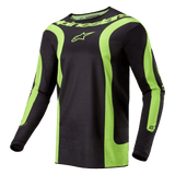Alpinestars 2024 Fluid Lurv Jersey, motocross shirt, zwart en fluogeel, met opvallende gebogen fluogele panelen, Alpinestars-logo op de borst en woordmerk rond de kraag, sportieve pasvorm voor off-road racen