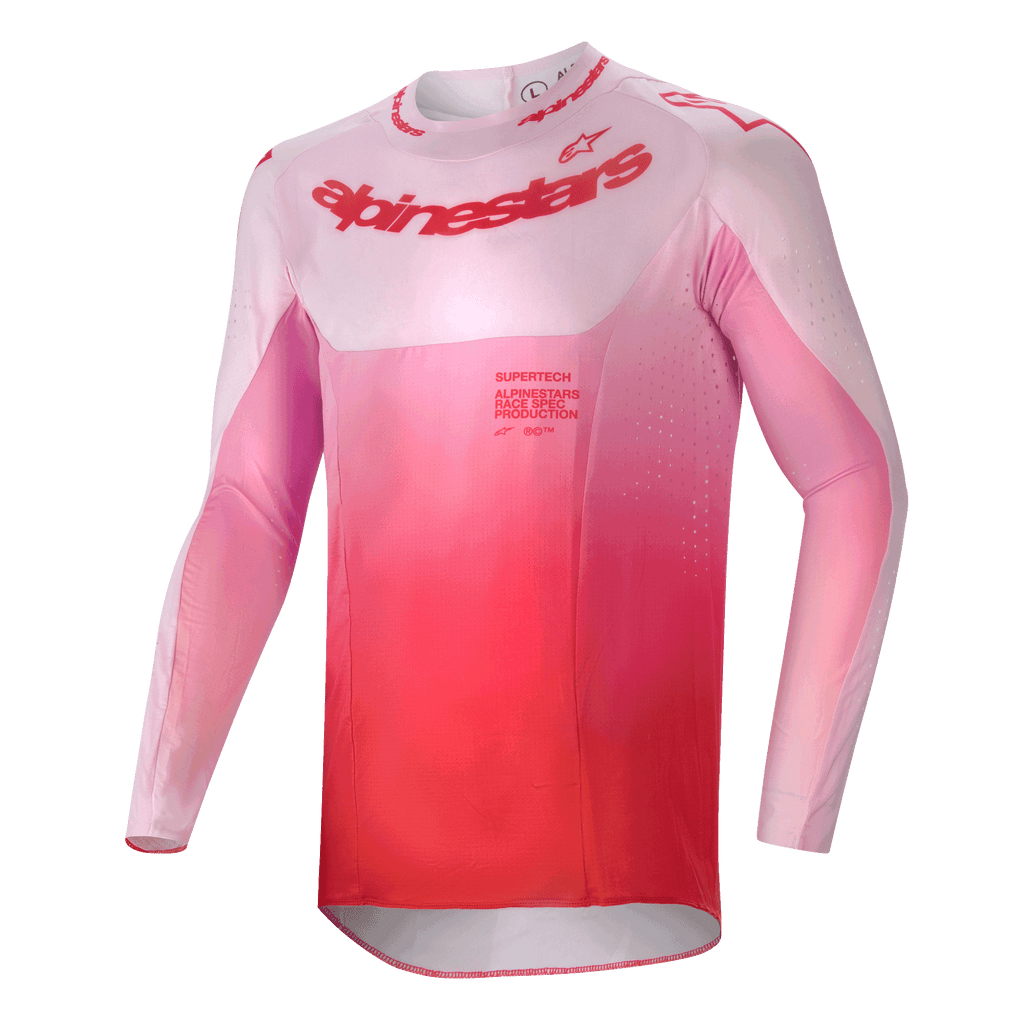 Alpinestars 2024 Supertech Dade Jersey, motocross shirt, Red Berry Lilac, met een roze naar rood kleurverloop, atletische pasvorm met lange mouwen, lasergesneden ventilatieopeningen en een opvallende merknaam op de borst, hoogwaardige kleding voor off-road rijden