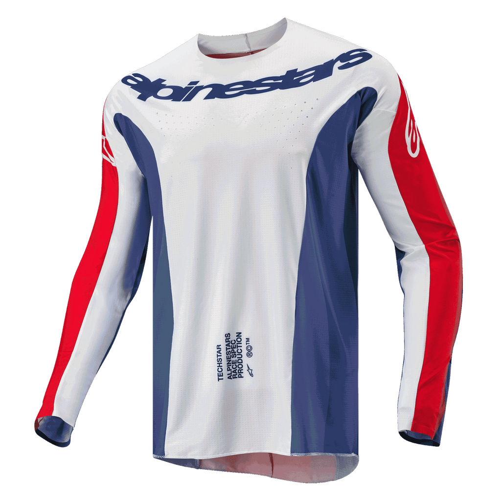 Alpinestars 2024 Techstar Pneuma Jersey, motorcross jersey, blauw, rood en wit, wit hoofdgedeelte met blauwe zijpanelen en rode mouwaccenten, Alpinestars-logo op de borst, lichtgewicht atletische racepasvorm voor off-road rijden