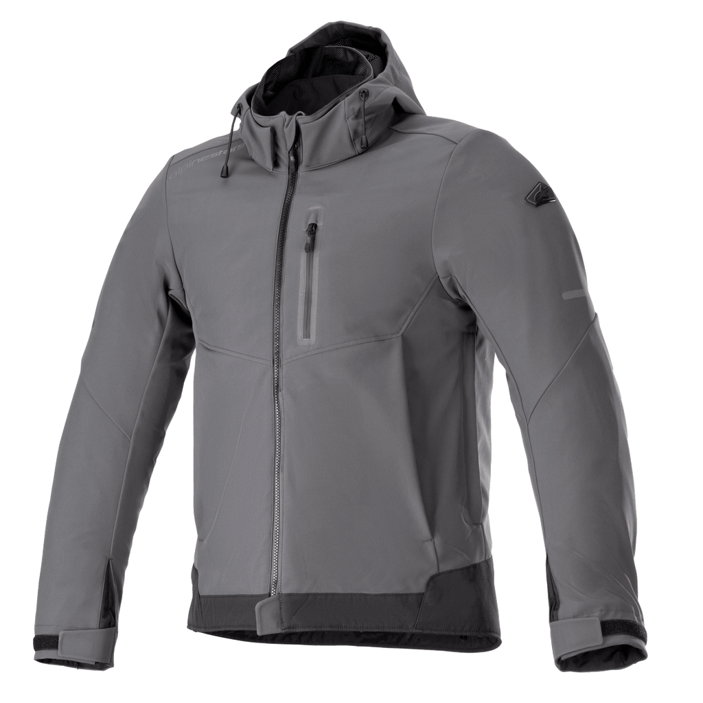 Alpinestars Neo Waterproof Hoodie, urban motorjas, Tar Gray en zwart, jas met ritssluiting en capuchon, borstzak, verstelbare manchetten met klittenband, technische weerbestendige softshell, modern strak design