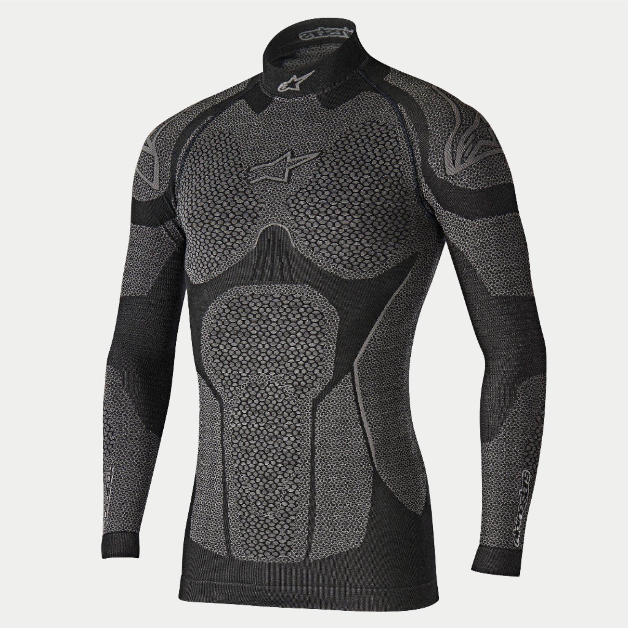 Alpinestars Ride Tech Top Long Sleeve Winter, motorfiets basislaag, zwart en grijs, technisch shirt met lange mouwen en panelen met honingraatstructuur met dubbele dichtheid, compressiepasvorm, opstaande kraag met wit Alpinestars-logo, thermische onderkleding voor koud weer
