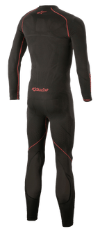 Alpinestars Ride Tech Lite 1-Piece Undersuit, technische motorbasislaag, zwart en rood, achteraanzicht met focus op rode flat-lock naden en Alpinestars-logo, naadloze compressiepasvorm met ademende mesh-panelen.