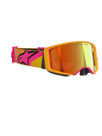 Alpinestars Supertech Corp Goggles Absolute Vision, motorcrossbril, geel met roze accenten en Mirror Red lens, voorzien van een brede roze en gele band met een groot Alpinestars-logo, 'ONE GOAL. ONE VISION.' gedrukt op de lens, hoogwaardige racebril voor off-road gebruik