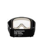 Alpinestars Vision 5 Corp Goggles, motorcrossbril, zwart en helder, achteraanzicht met de zwarte band met witte 'ALPINESTARS ONE GOAL. ONE VISION.' branding, lichtgrijs gezichtsschuim en heldere anti-condens lens.