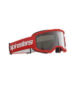 Alpinestars Vision 3 Wordmark goggles, motorcrossbril, rood frame met een bijpassende rode band met een groot wit woordmerklogo, zilveren spiegelende lens, ontworpen voor off-road en motorcross racing