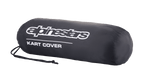 Alpinestars Kart Cover opbergzak, zwart, voorzien van wit Alpinestars-logo en 'KART COVER'-tekst, cilindrische vorm met een trekkoordsluiting, compact en draagbaar ontwerp voor motorsportuitrusting