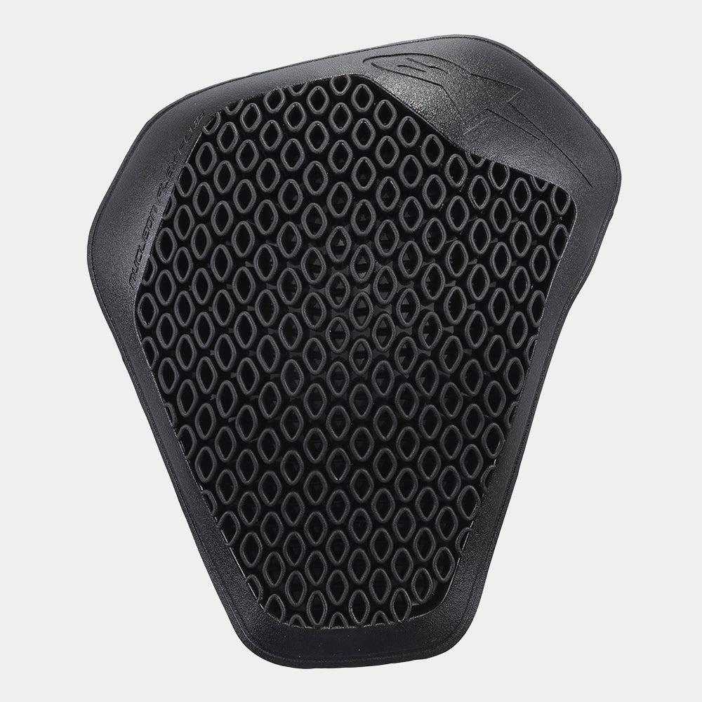 Alpinestars Nucleon Flex Plus schouderbeschermer, zwart, motorbescherming inzetstuk met een geperforeerde celstructuur voor ventilatie en een ergonomisch ontwerp met een laag profiel