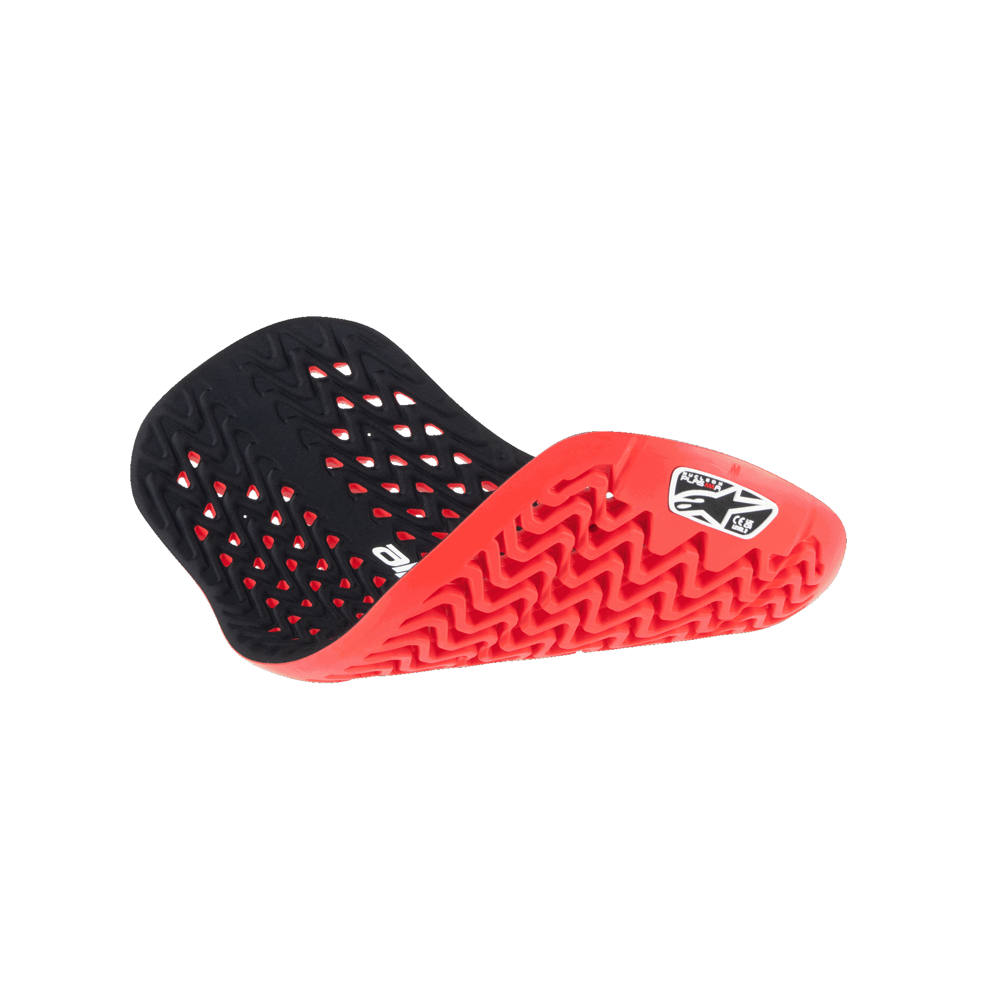Alpinestars Nucleon Plasma Rugbeschermer Inzetstuk, rood en zwart, getoond in een gevouwen positie om flexibiliteit te benadrukken, met een geperforeerde zwarte binnenkant en een getextureerde rode buitenkant met een zigzagpatroon en wit Alpinestars-logo, lichtgewicht en geventileerde motorbescherming