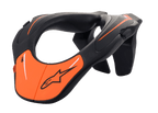 Alpinestars Youth Neck Support, motorcross nekbrace, zwart en oranje, ergonomisch frame van geïnjecteerd polymeer met gestructureerd oppervlak, beschermende uitrusting voor jonge rijders en off-road racing
