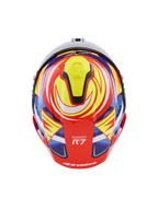 Alpinestars S-R7 Taiyo Furusato helm, ECE 22.06 gecertificeerde integraalracehelm, achteraanzicht van boven met multi-composiet carbon schaalconstructie in rood, wit, blauw en geel glanzend