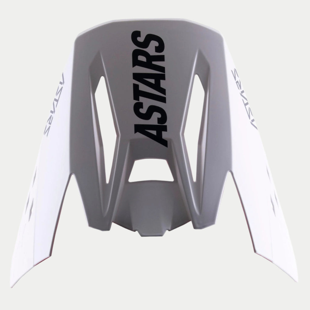 Alpinestars S-M5 Rayon Vizier, vervangende motocross helmklep, grijs met opvallende zwarte ASTARS-branding op de boven- en zijkanten, matte afwerking, hoekig ontwerp met ventilatieopeningen voor off-road prestaties