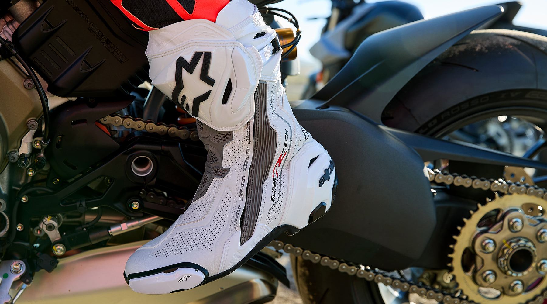 Supertech R Vented - Zwart Laarzen Motorcycle | Alpinestars®